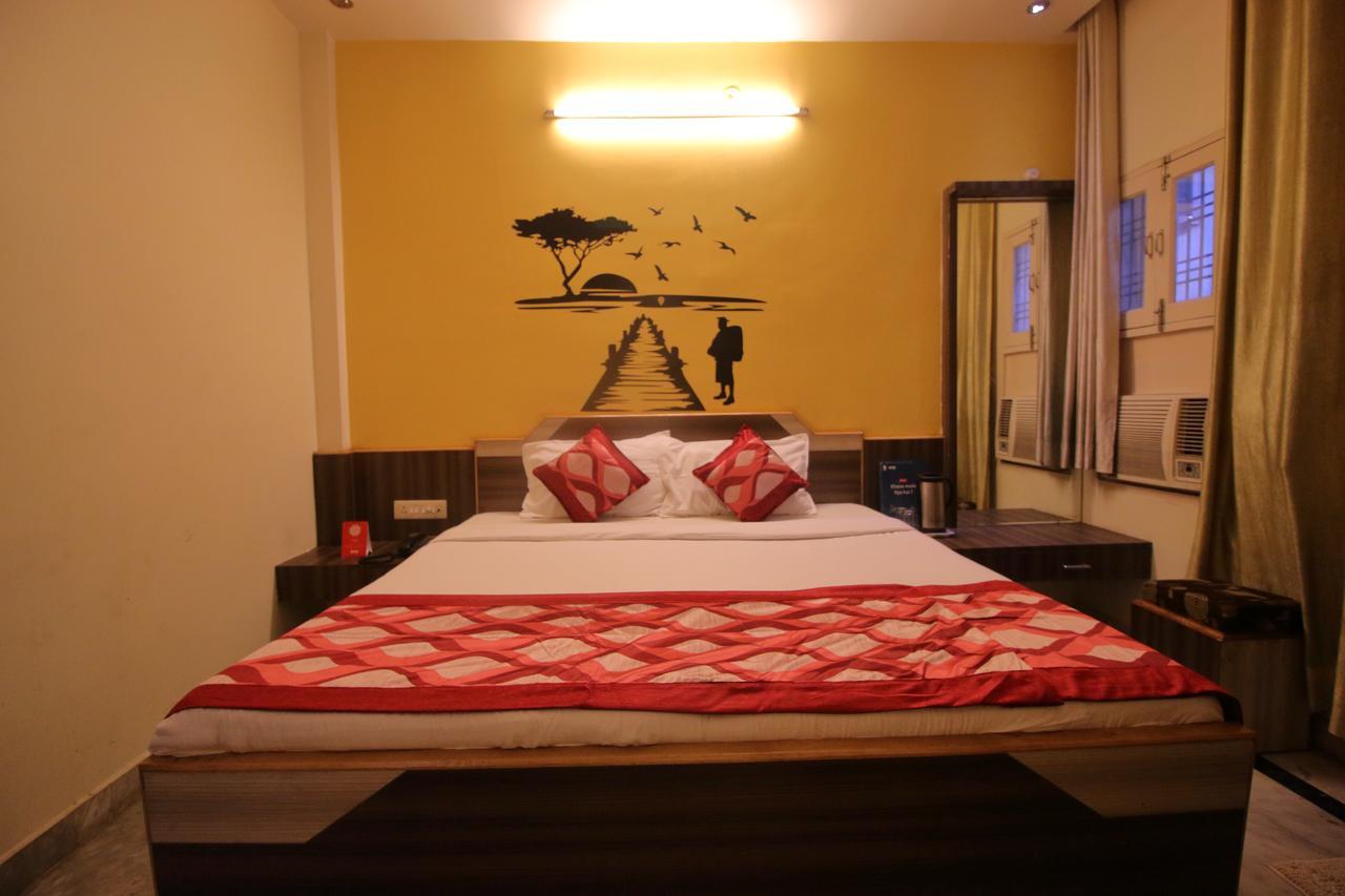 Oyo 2756 Hotel Virasat Gwalior Eksteriør bilde